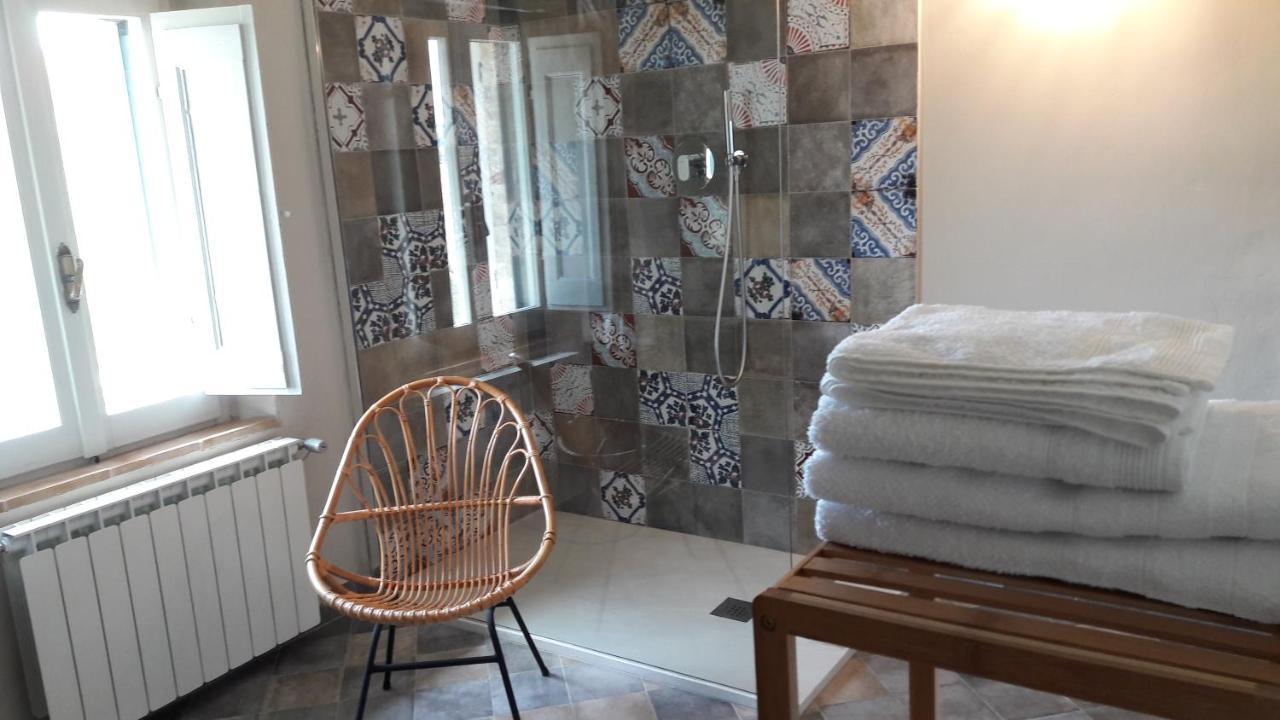 Castello delle Forme B&B Cum Grano Salis מראה חיצוני תמונה